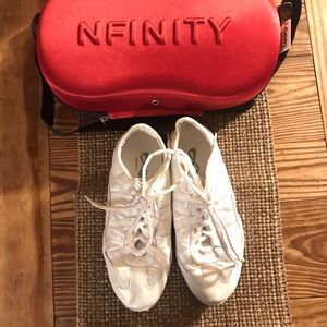 Nfinity Evolution cheer shoes size 8.5